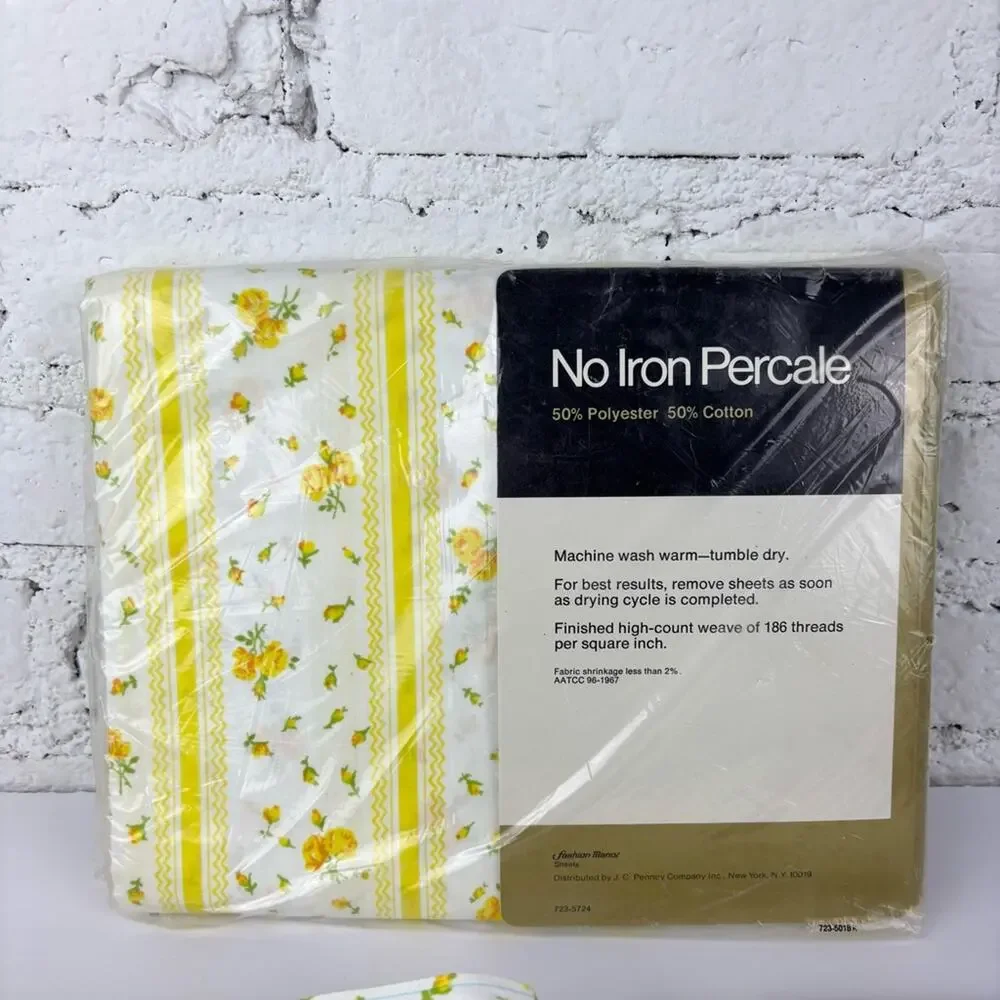 Vtg. J.C. Penny Floral Fashion Manor 2 Sheets and 1 Pillowcase